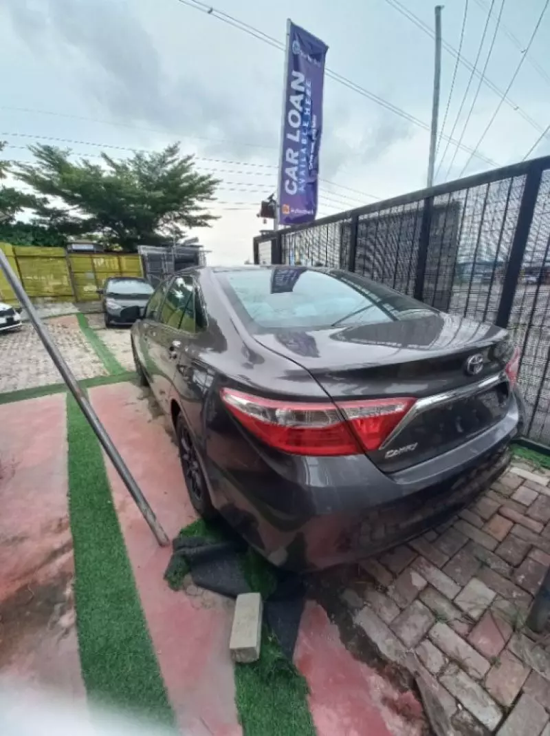Toyota Camry   - 2015