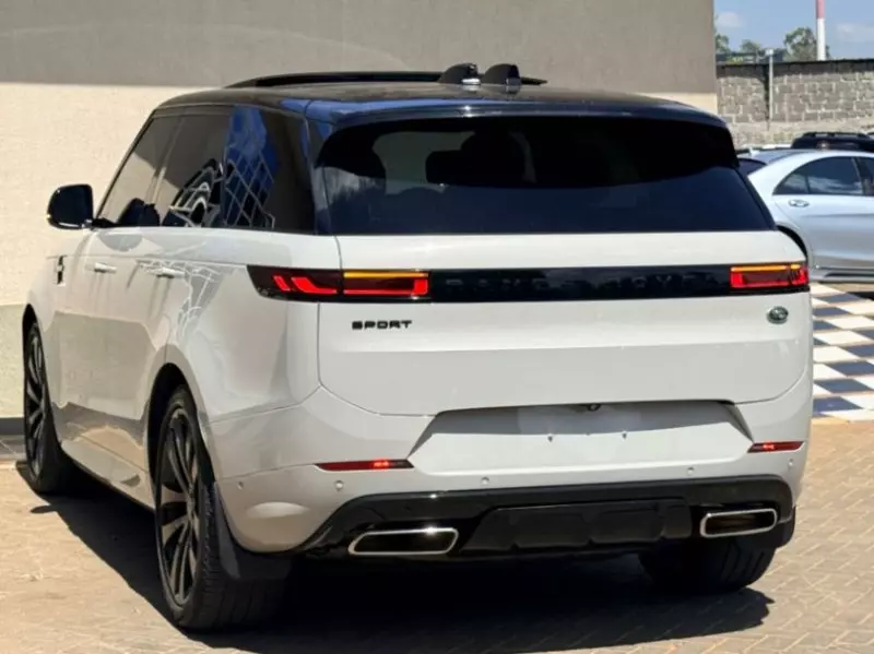 Land Rover Range Rover Sport   - 2022