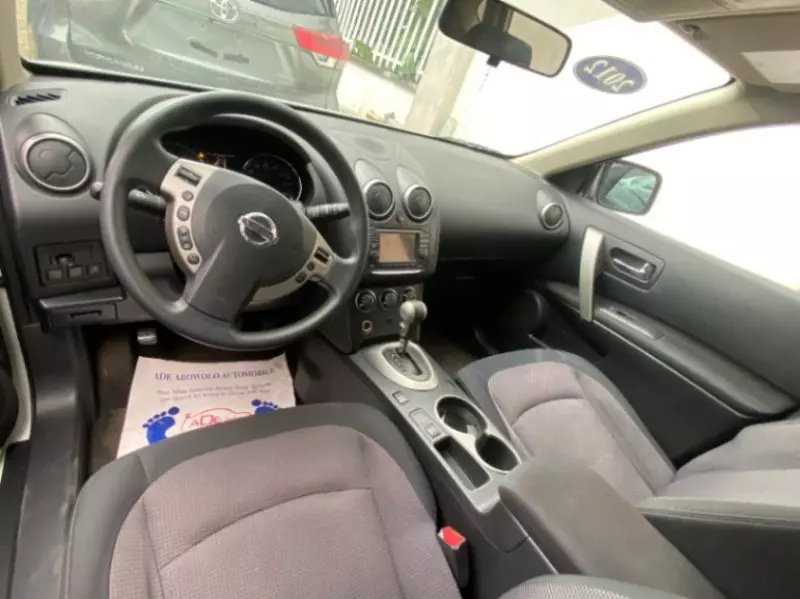 Nissan Rogue   - 2012