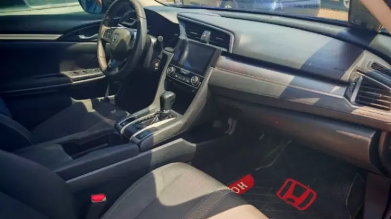 Honda Civic   - 2016