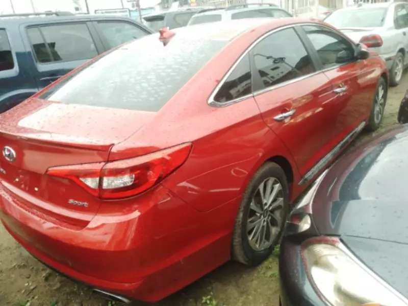 Hyundai Sonata   - 2017