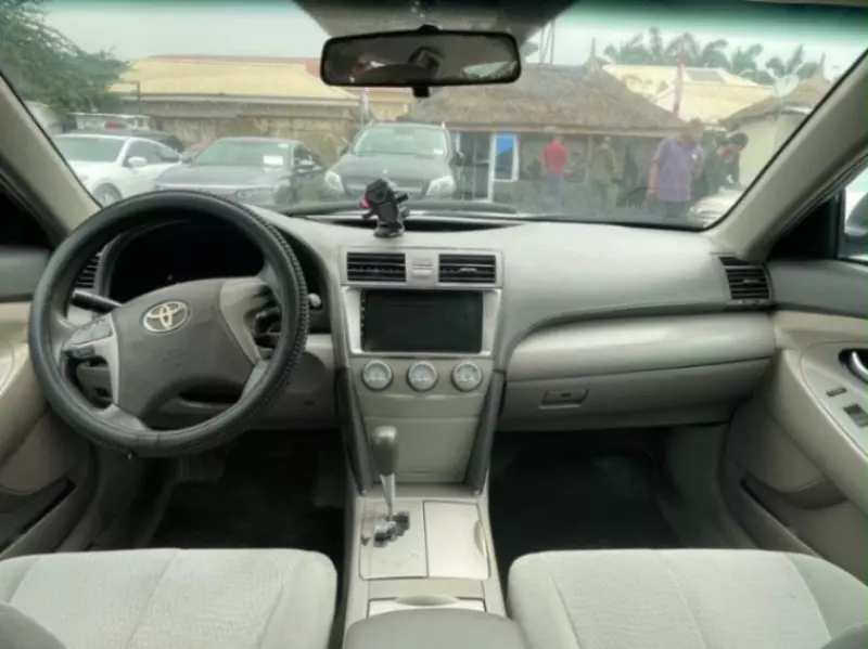 TOYOTA Camry - 2009
