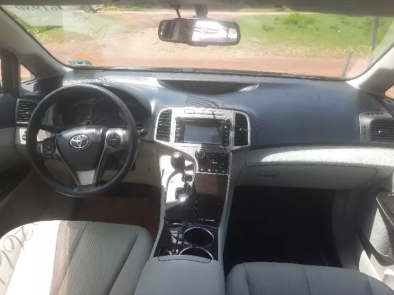 Toyota Venza   - 2013