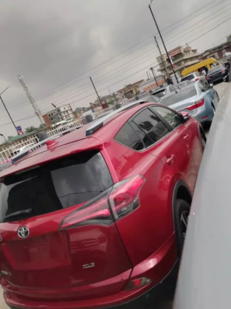 Toyota RAV 4   - 2017