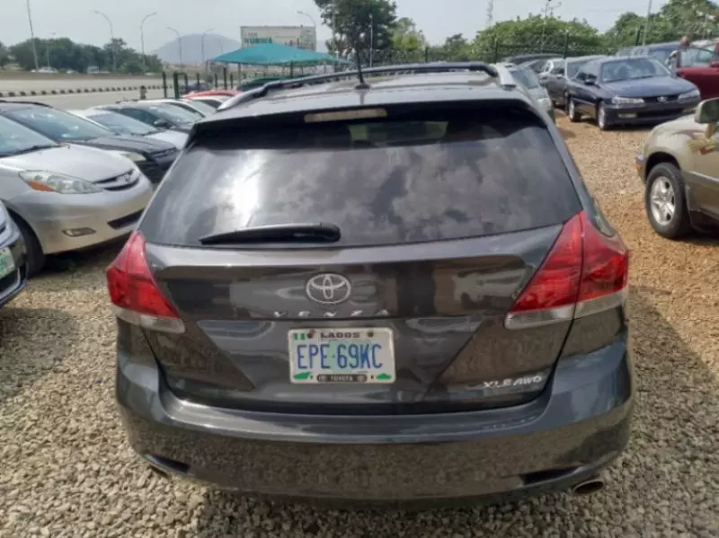 TOYOTA Venza   - 2013