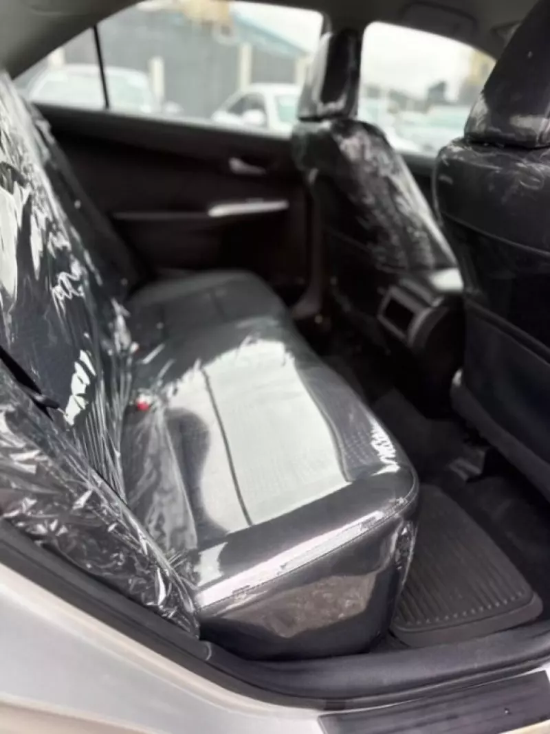TOYOTA Camry   - 2012
