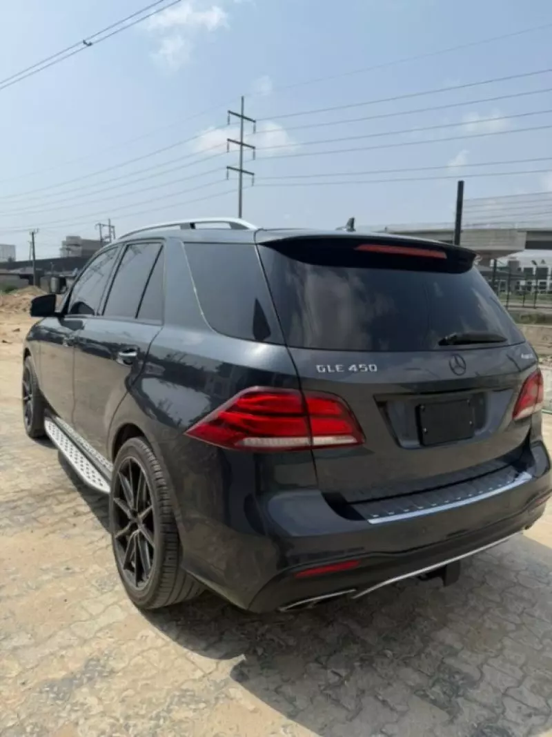 Mercedes-Benz GLE 450   - 2016
