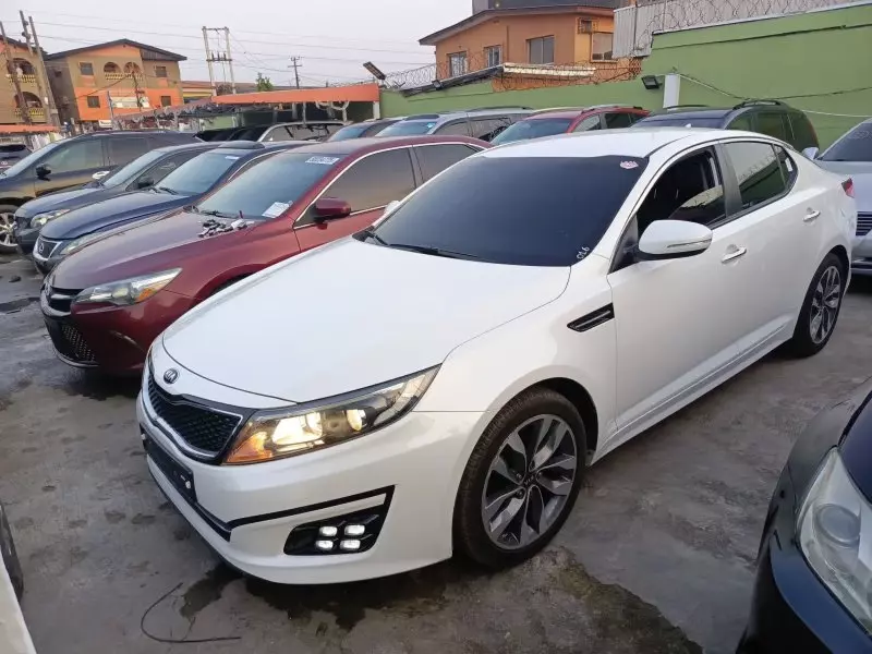 KIA K5   - 2015