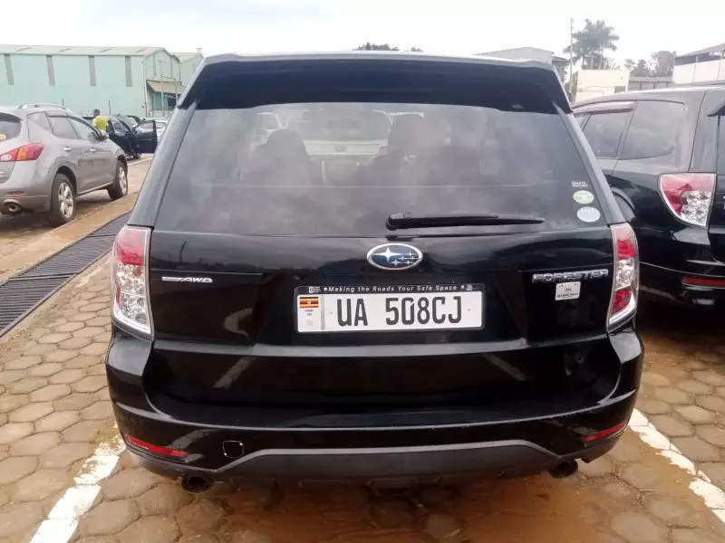 Subaru Forester   - 2011