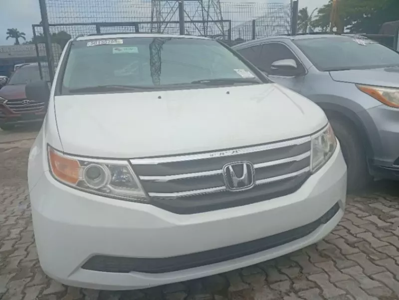 Honda Odyssey - 2012