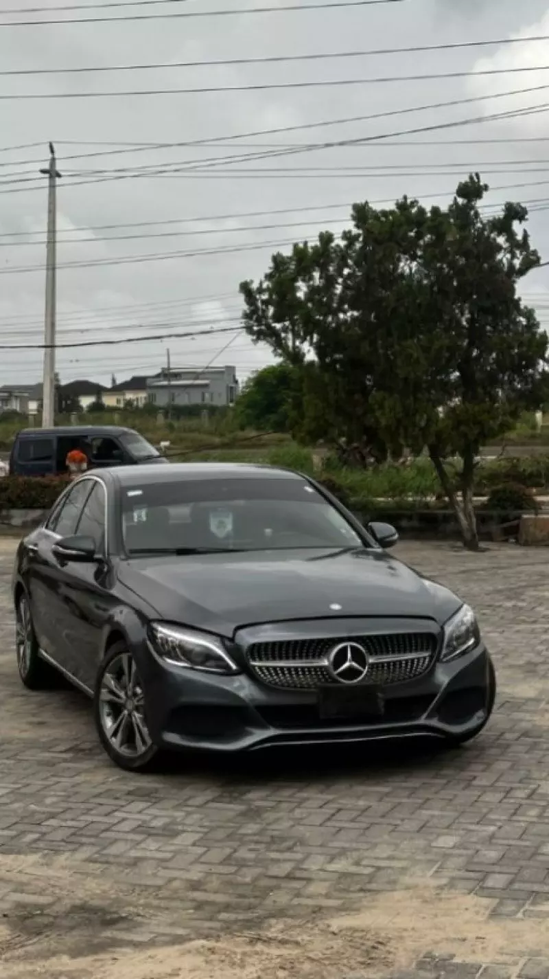 Mercedes-Benz C 300   - 2016