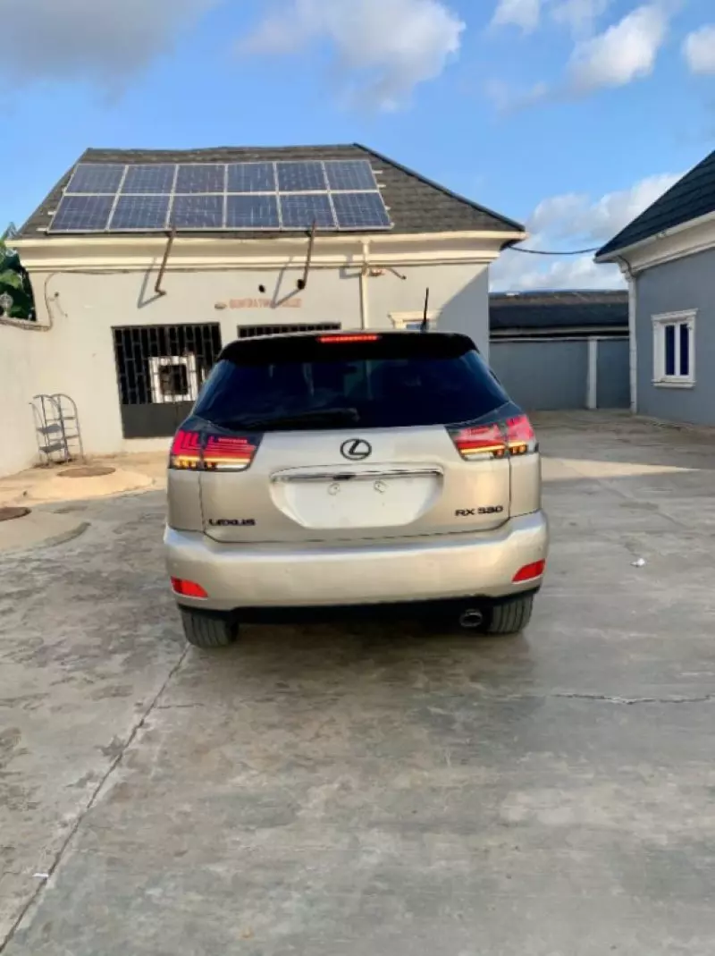 Lexus RX 330   - 2005