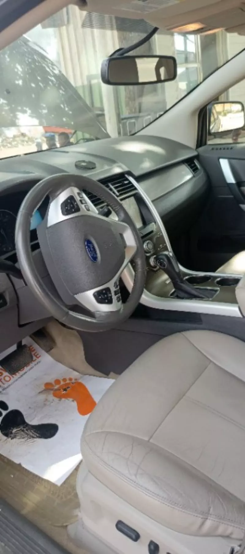 Ford Edge   - 2011