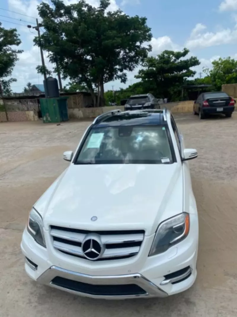 Mercedes-Benz GLK 350   - 2013