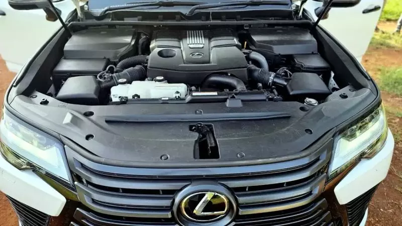 Lexus LX 600   - 2022