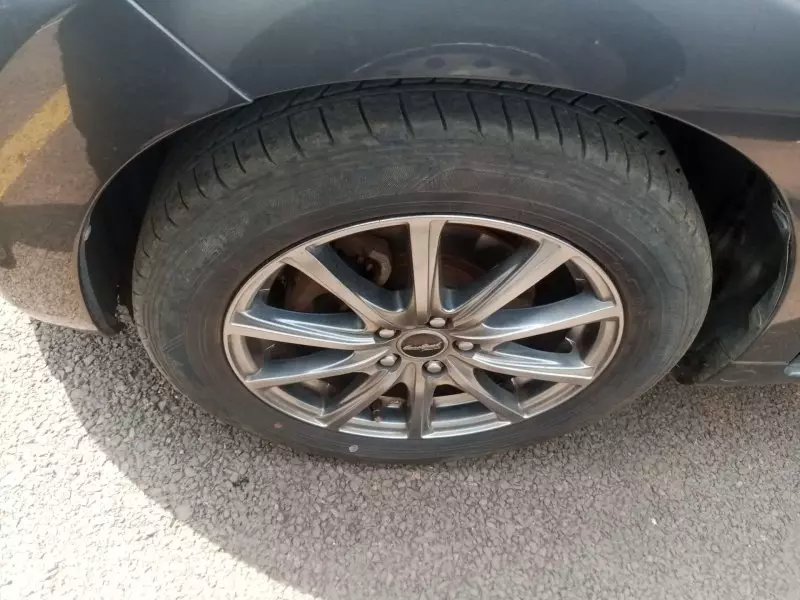 Toyota Ist    - 2012