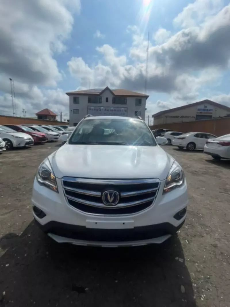 CHANGAN CS35   - 2017