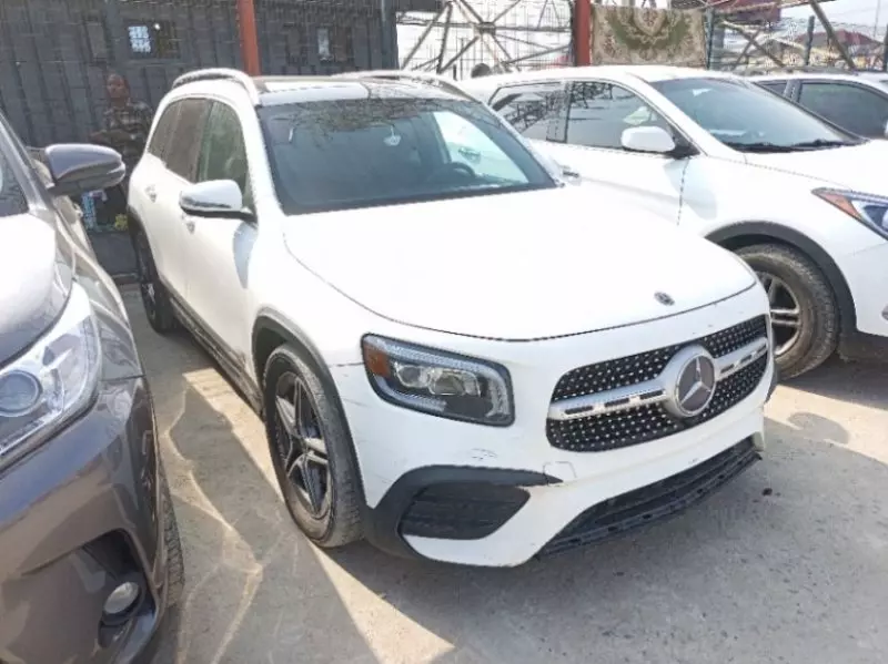 Mercedes-Benz GLB 250   - 2020