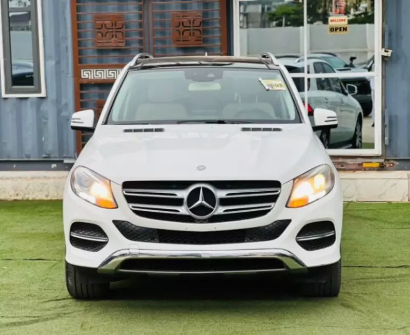 Mercedes-Benz GLE 350   - 2016