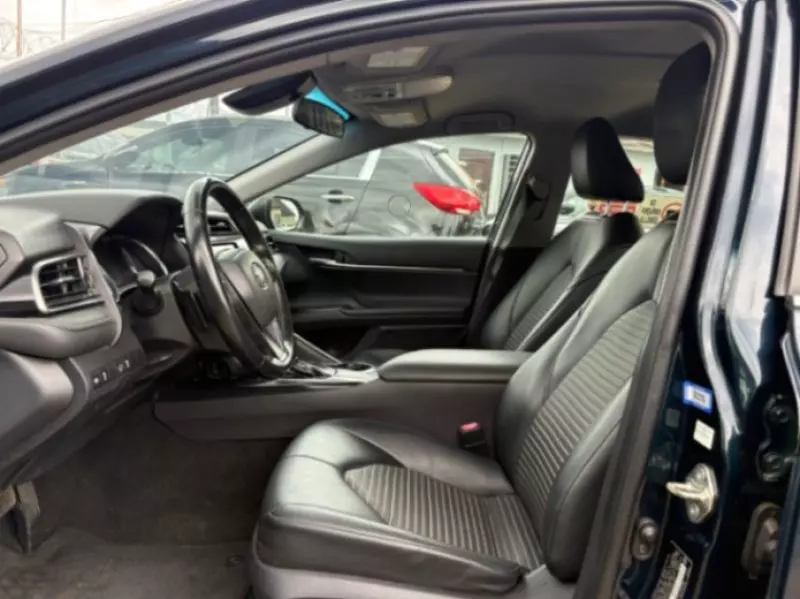 Toyota Camry   - 2019