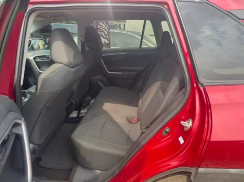 Toyota RAV 4   - 2019