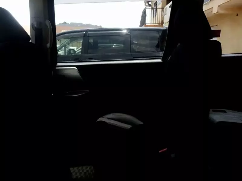 Toyota Noah   - 2012