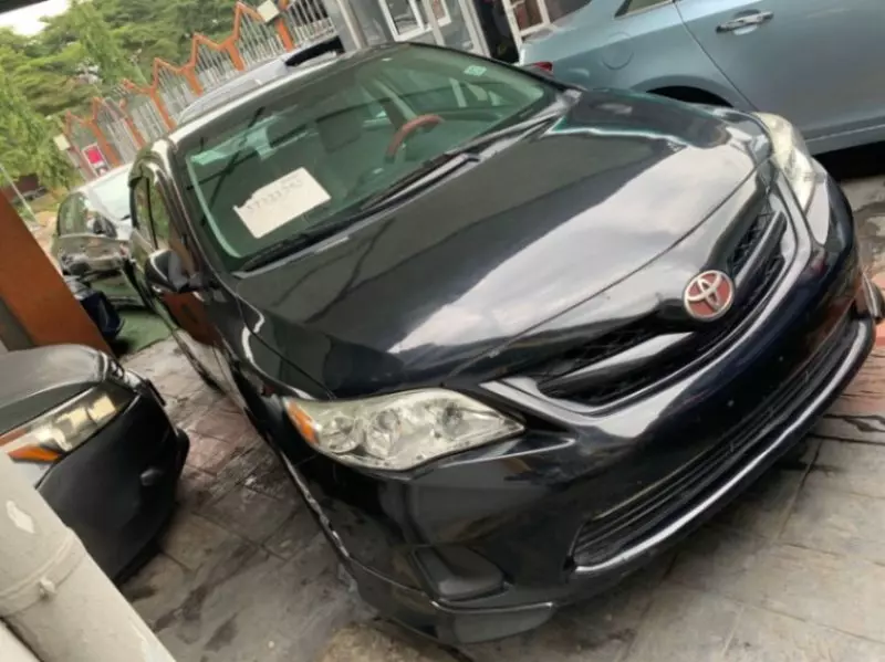 Toyota Corolla   - 2012