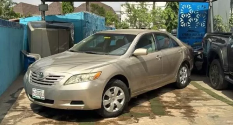 Toyota Camry   - 2008