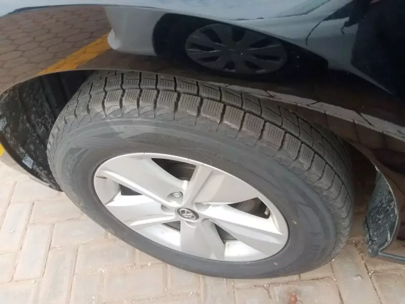 Toyota Harrier   - 2017