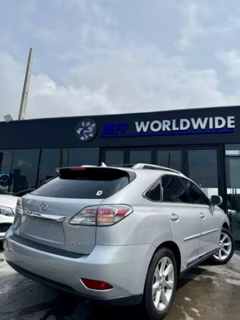Lexus RX 350   - 2011