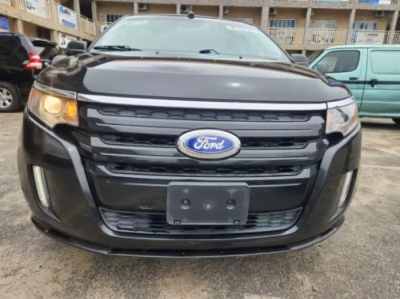 Ford Edge   - 2013