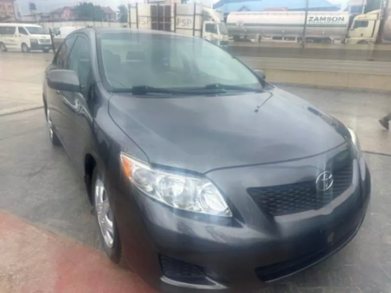 TOYOTA Corolla - 2009
