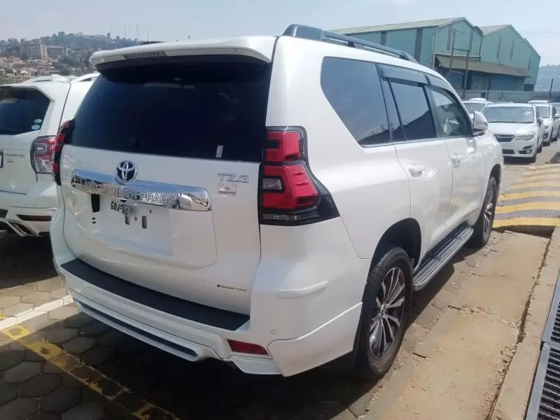 Toyota Landcruiser Prado - 2018