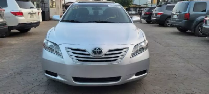 TOYOTA Camry   - 2009