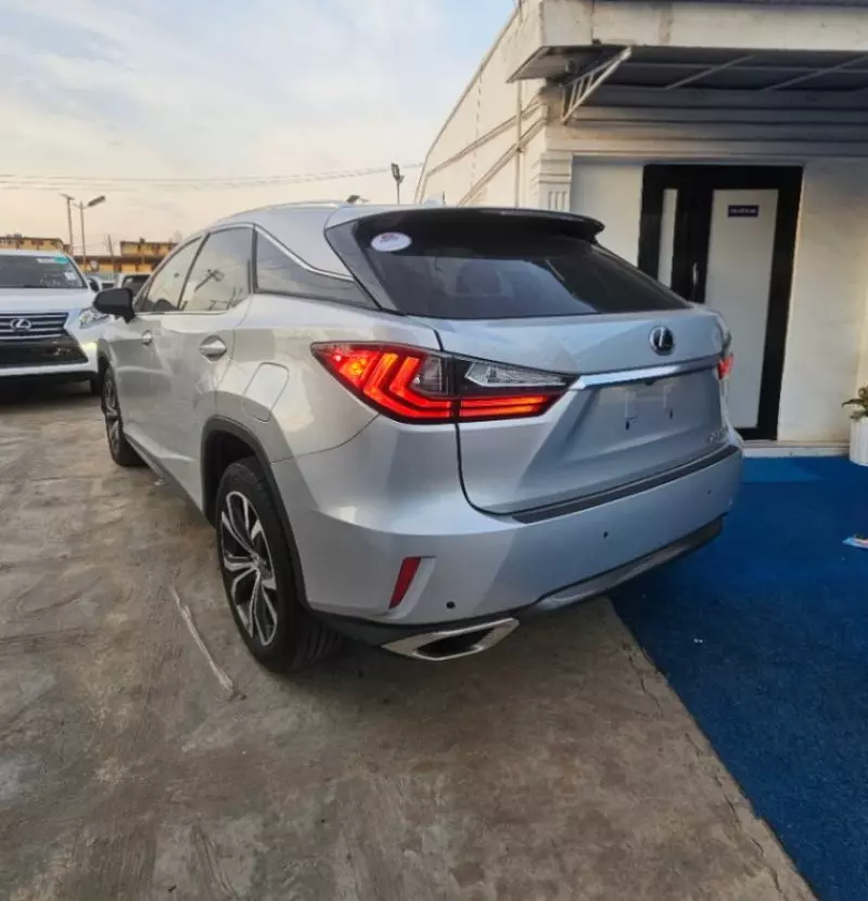 Lexus RX   - 2016