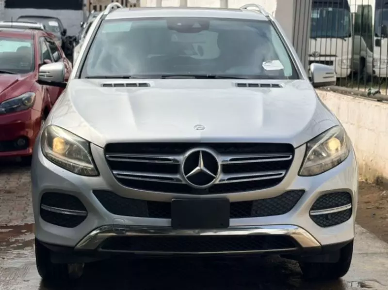 Mercedes-Benz GLE-Class   - 2018