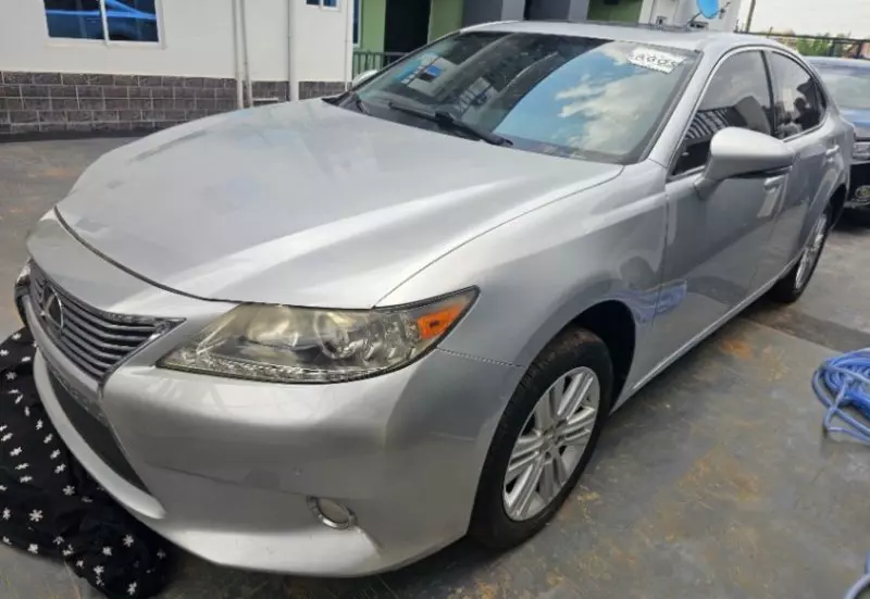 Lexus ES 350   - 2014