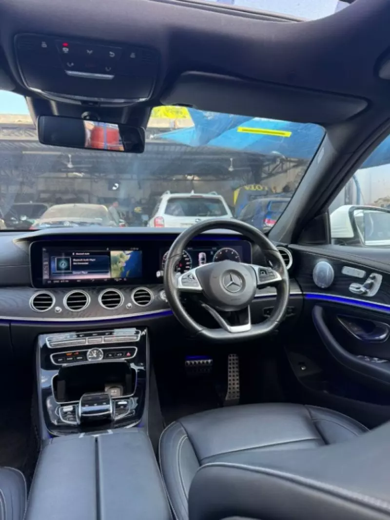 Mercedes-Benz E200   - 2018