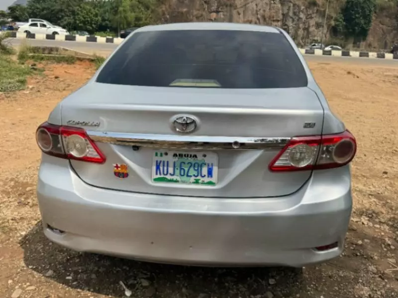TOYOTA Corolla   - 2012