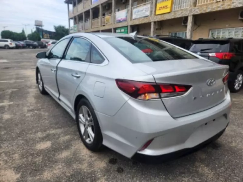 Hyundai Sonata   - 2018