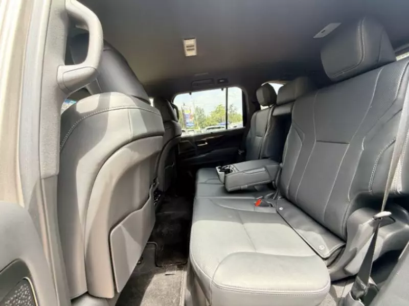Lexus LX   - 2017