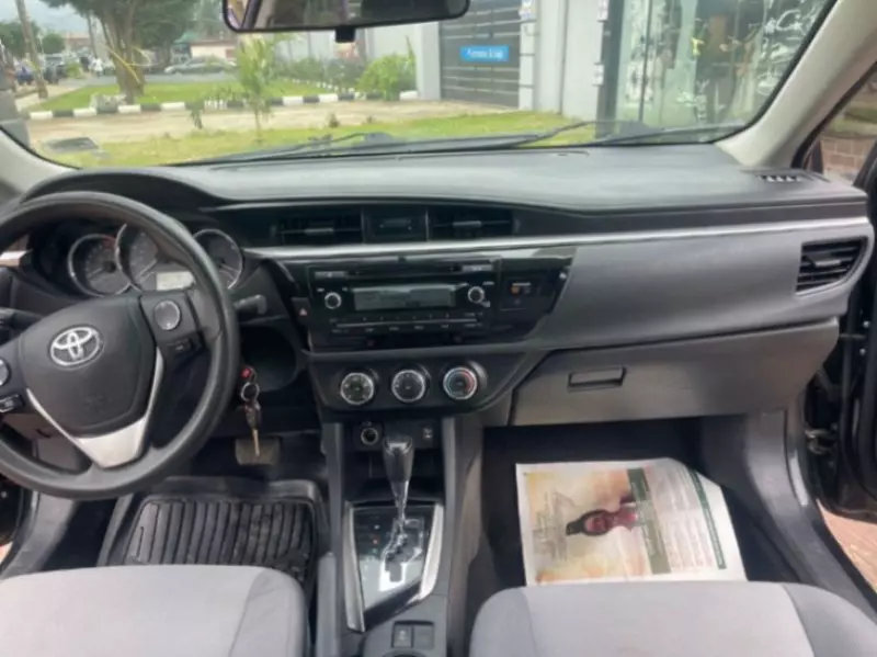 TOYOTA Corolla   - 2014