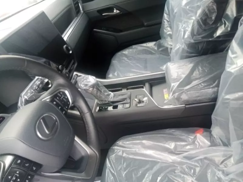 Lexus GX   - 2025