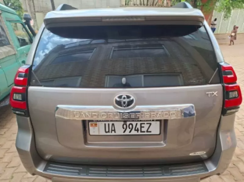 TOYOTA LANDCRUISER GR-S   - 2018