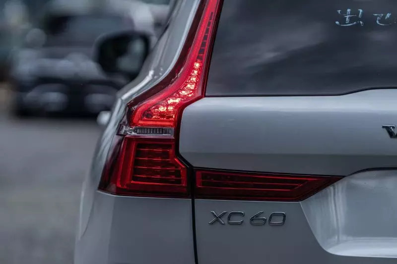 Volvo XC60   - 2021