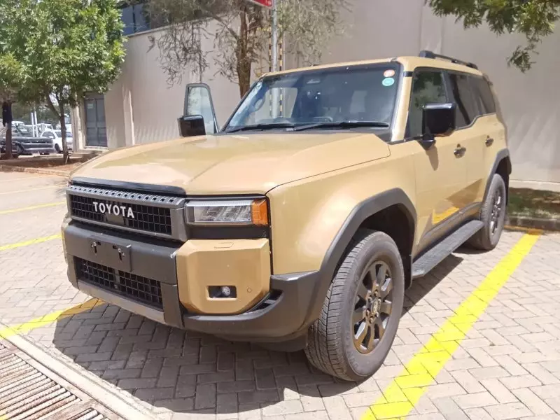 Toyota Landcruiser Prado - 2024