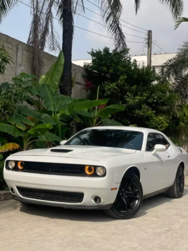 Dodge Challenger   - 2018