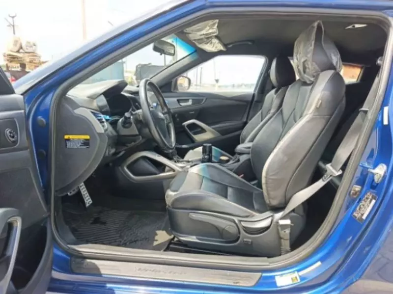 Hyundai Veloster   - 2017