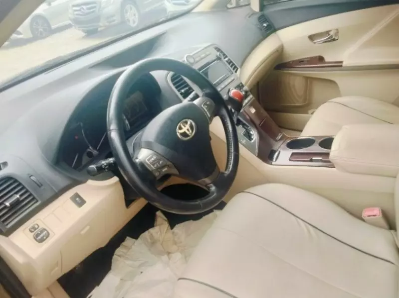 Toyota Venza - 2011