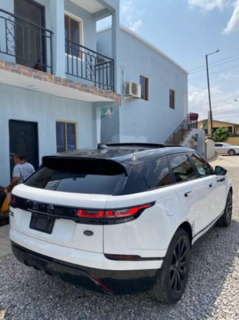 Land Rover Range Rover Velar   - 2019